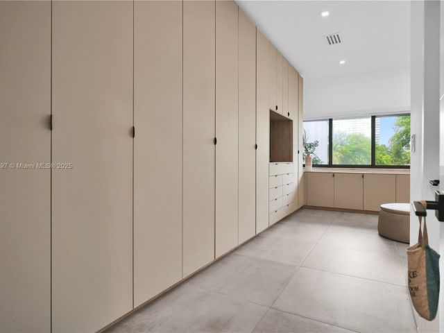 Продажа дома по адресу 311 Poinciana Dr 801 - фото 5993006