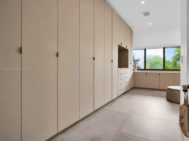 Продажа дома по адресу 311 Poinciana Dr 801 - фото 5993006