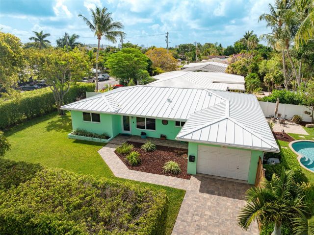 Продажа дома по адресу 1924 NE 18th St - фото 5906353