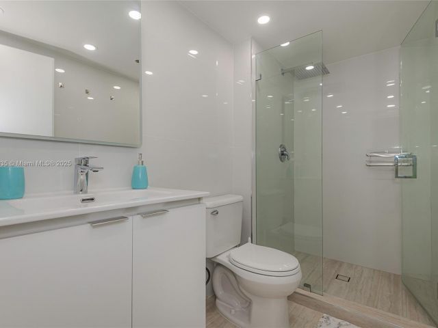 Продажа квартиры #825 - фото 5921822