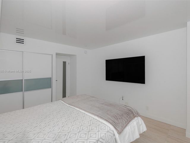 Продажа квартиры #825 - фото 5921823