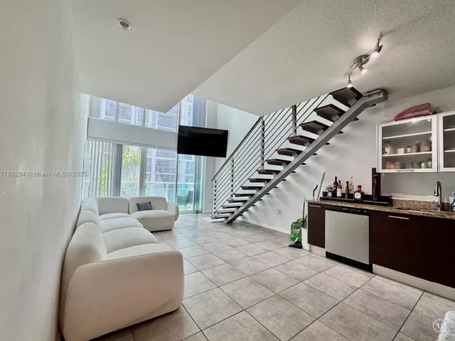 Продажа квартиры #406 - фото 5963636