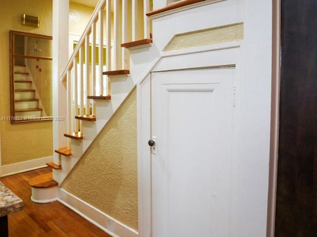 Продажа дома по адресу 1456 SW 13TH ST - фото 5886125