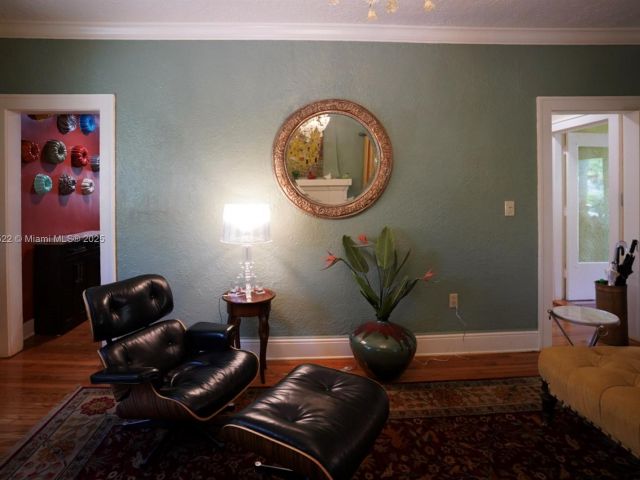 Продажа дома по адресу 1456 SW 13TH ST - фото 5886130