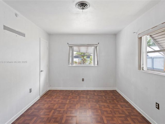 Продажа дома по адресу 7525 Garfield St - фото 5876503