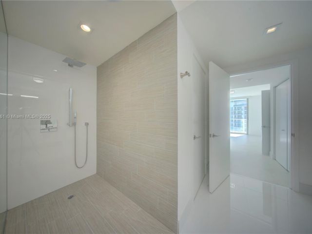 Продажа квартиры #4-1904 - фото 6120837