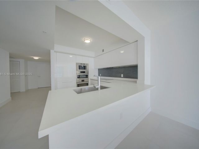 Продажа квартиры #4-1904 - фото 6120842