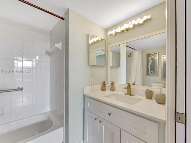 Квартира в аренду номер9503 - фото 5908878