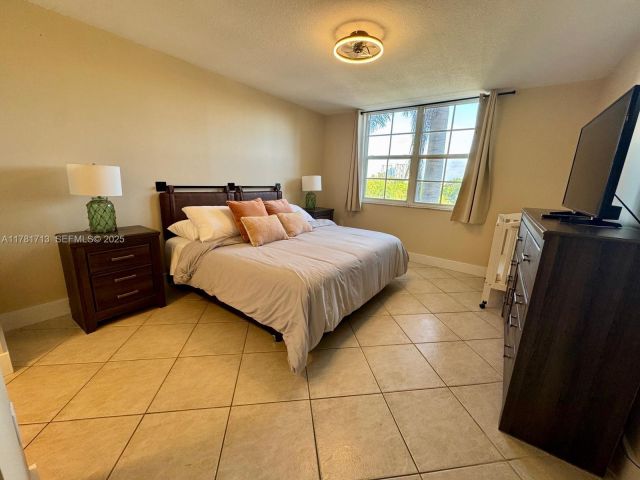 Квартира в аренду номер9503 - фото 6927809