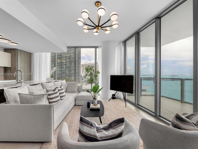 Квартира в аренду номер1002 - фото 7491259