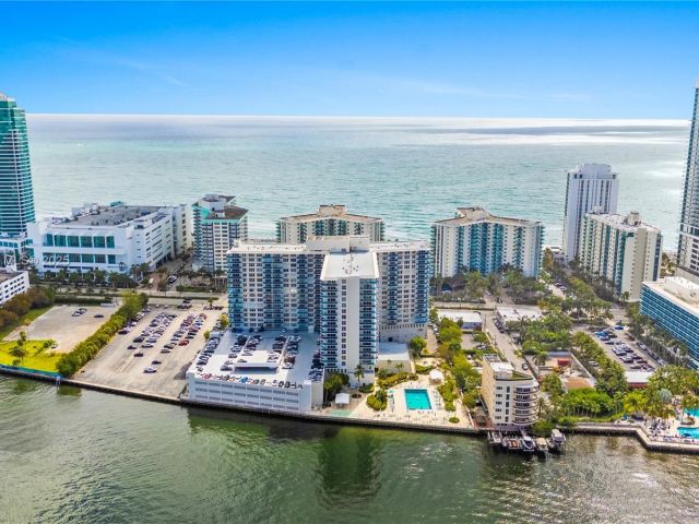 Продажа квартиры #1114 - фото 5918810