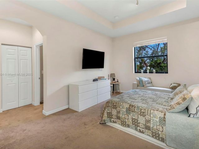 Продажа дома по адресу 11253 NW 88th Ter - фото 5861019