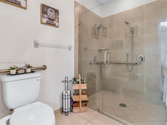 Продажа дома по адресу 11253 NW 88th Ter - фото 5861021