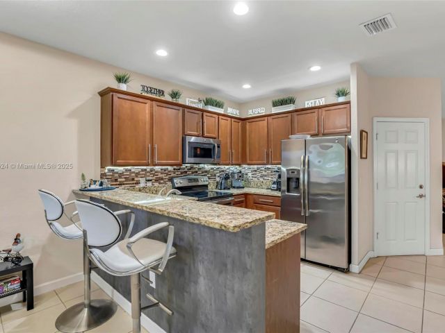 Продажа дома по адресу 11253 NW 88th Ter - фото 5861026