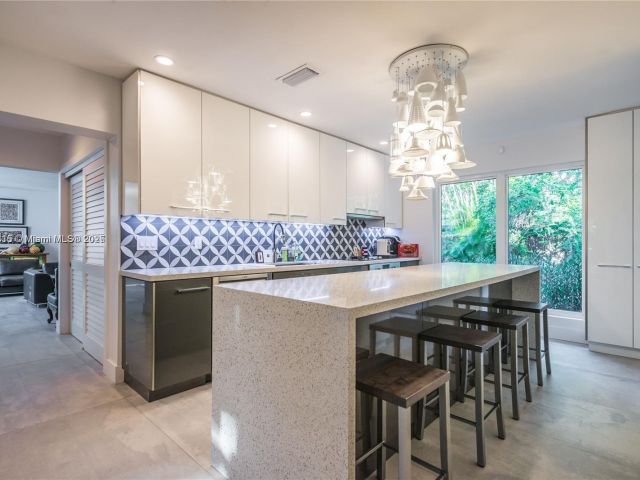 Продажа дома по адресу 9737 SW 98th St - фото 6041351