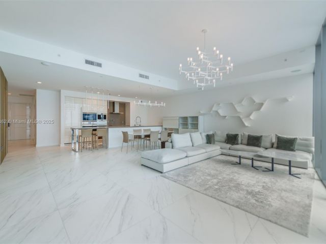 Продажа квартиры #1703 - фото 6456495