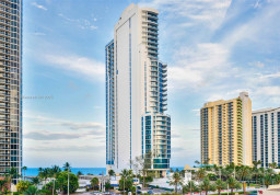 Квартира #1703