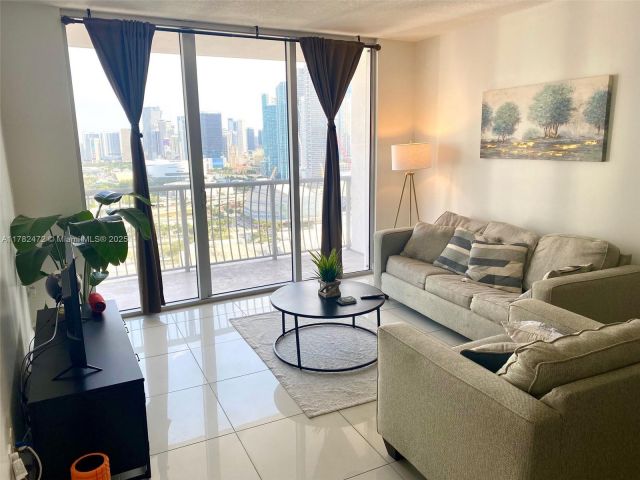 Продажа квартиры #3106 - фото 5927293