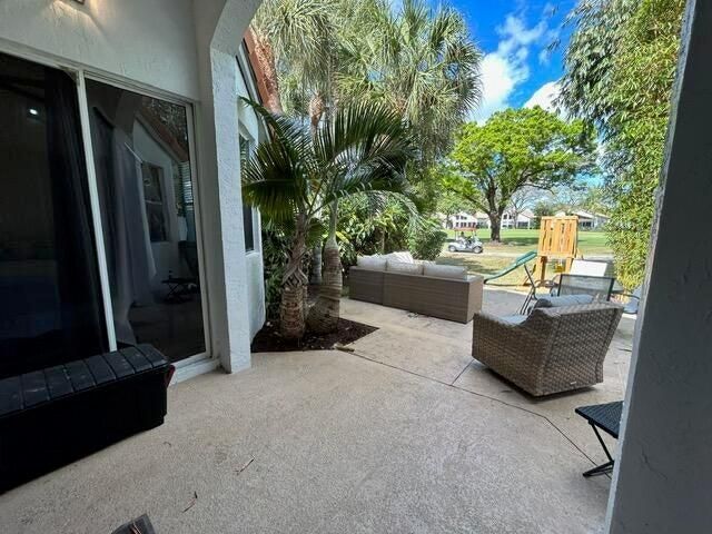 Дом в аренду по адресу 2225 NW 53rd Street - фото 6598485