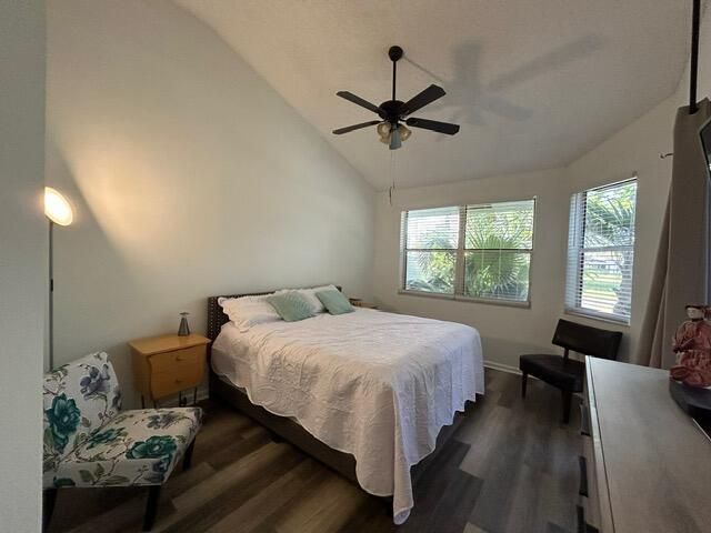 Дом в аренду по адресу 2225 NW 53rd Street - фото 6598491