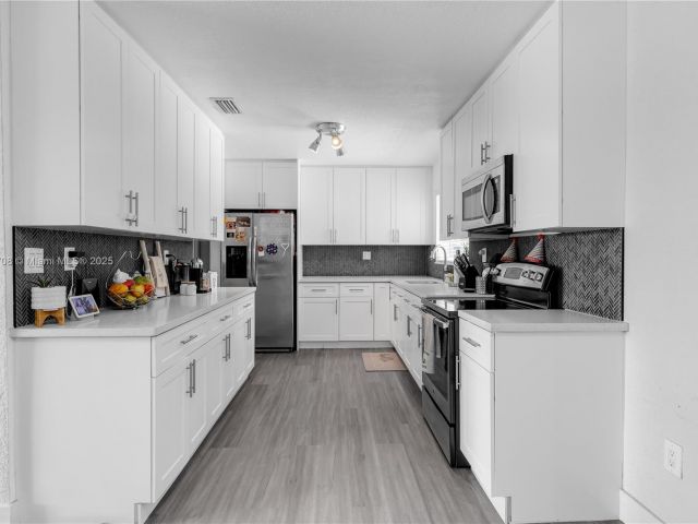 Продажа дома по адресу 30100 SW 168th Ct - фото 5869273