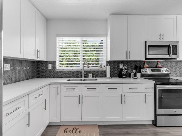 Продажа дома по адресу 30100 SW 168th Ct - фото 5869276