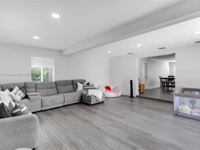 Продажа дома по адресу 30100 SW 168th Ct - фото 5869277