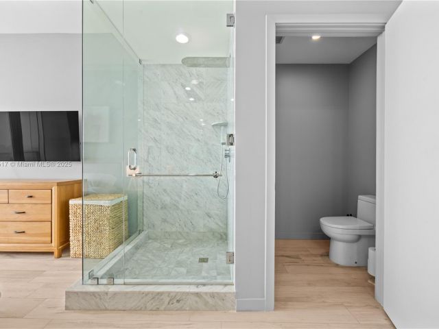 Продажа квартиры #4906 - фото 6077783