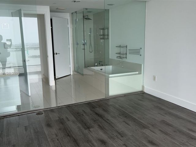 Продажа квартиры # - фото 5928163