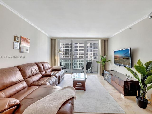 Продажа квартиры #1507 - фото 5919855