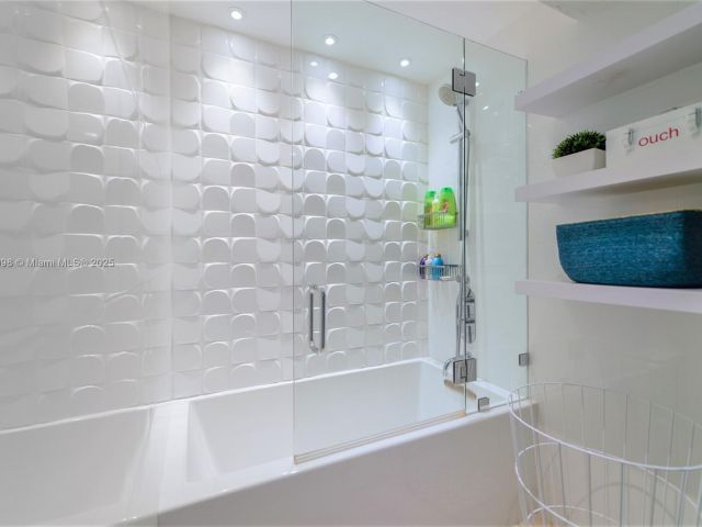 Продажа квартиры #1110 - фото 5910547