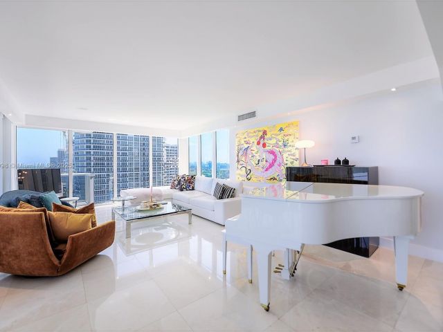 Продажа квартиры #1110 - фото 5910556