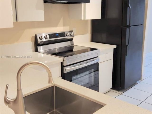 Продажа дома по адресу 412 NW 108th Ter - фото 5884010