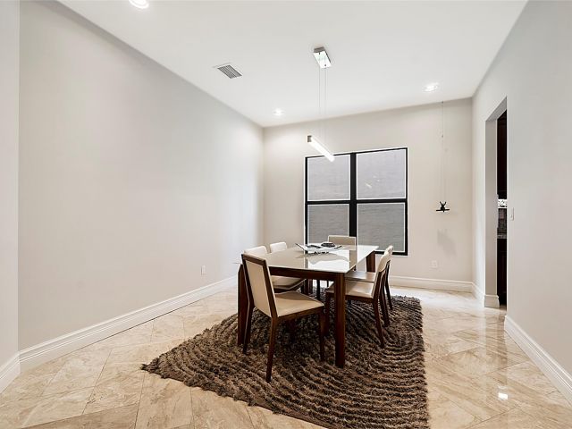 Дом в аренду по адресу 16621 Germaine Dr - фото 5880295