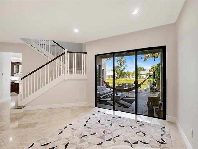 Продажа дома по адресу 16621 Germaine Dr - фото 5880273