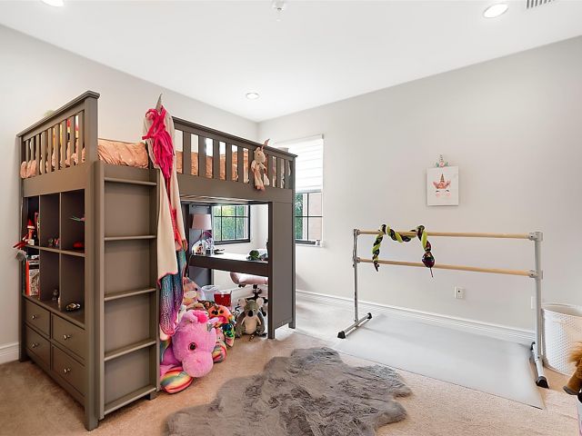 Продажа дома по адресу 16621 Germaine Dr - фото 5880284