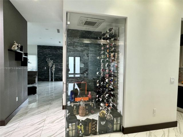 Продажа дома по адресу 8272 NW 33rd Ter - фото 5860960