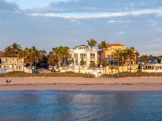 Продажа дома по адресу 1525 N Fort Lauderdale Beach Blvd - фото 6028400