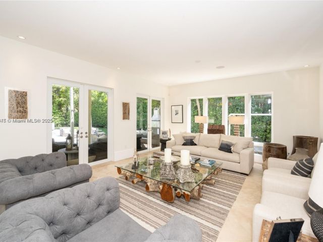 Продажа дома по адресу 31 Island Dr - фото 5896107