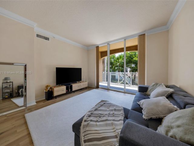 Продажа квартиры #219 - фото 5937516