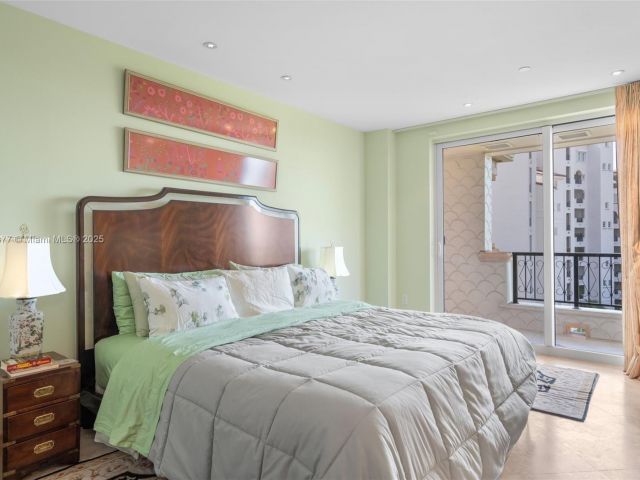 Продажа квартиры # - фото 5906994