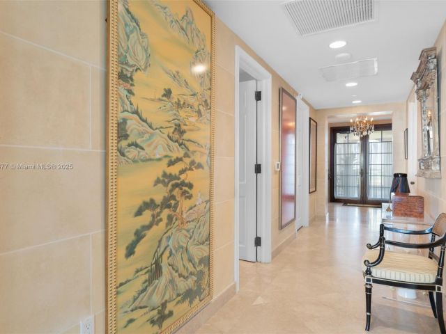 Продажа квартиры # - фото 5907001