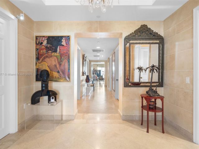 Продажа квартиры # - фото 5907002