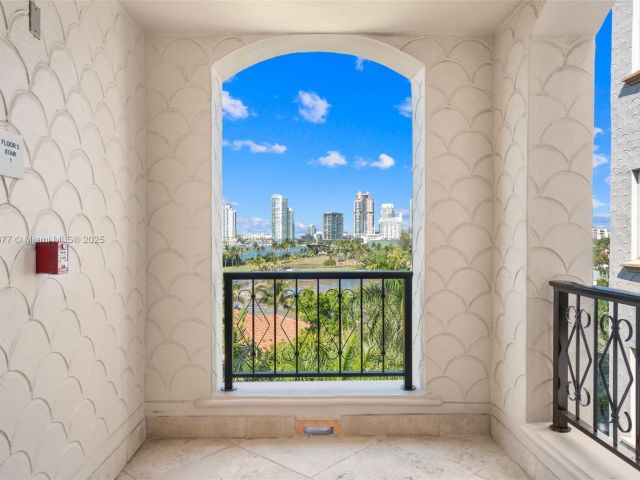 Продажа квартиры # - фото 5907007