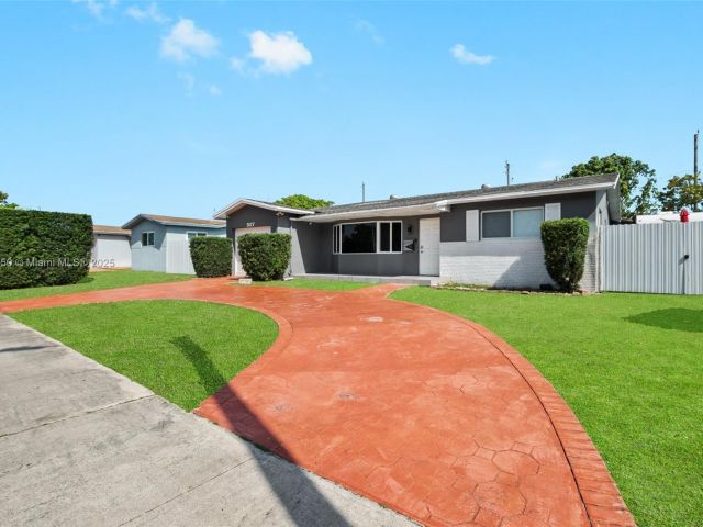 Продажа дома по адресу 5117 Washington St - фото 5875596