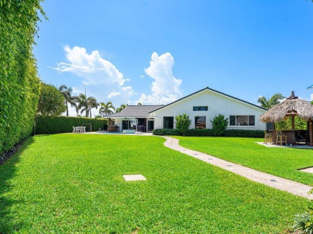 Продажа дома по адресу 7700 NE Spanish Trail Court - фото 6017513