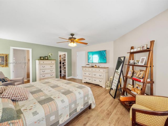 Продажа дома по адресу 9909 NW 52nd Ln - фото 5859264