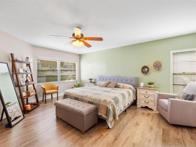 Продажа дома по адресу 9909 NW 52nd Ln - фото 5859265