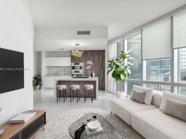 Продажа квартиры #1102 - фото 5923470