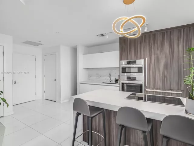 Продажа квартиры #1102 - фото 5923468